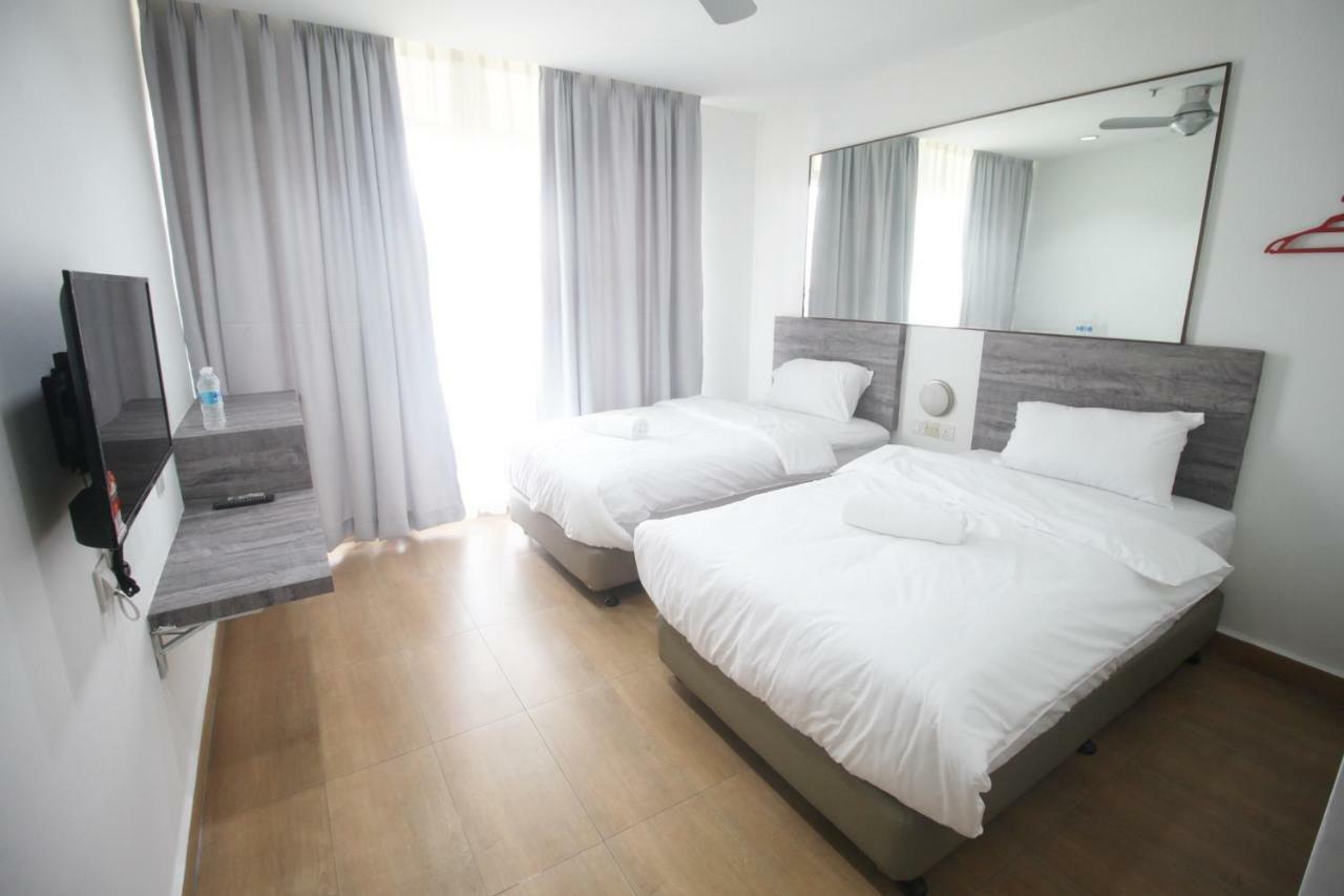 Tropical Hotel Kota Damansara Extérieur photo